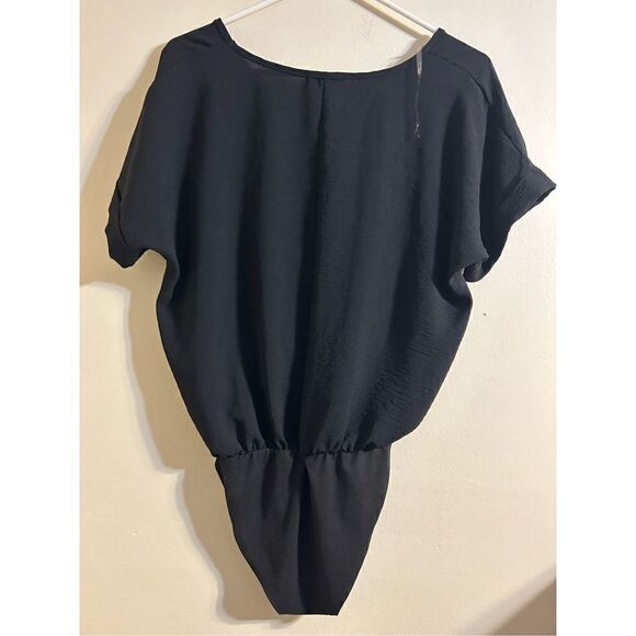 Black bodysuit with ruffled short sleeves size meduim - Picture 2 of 5